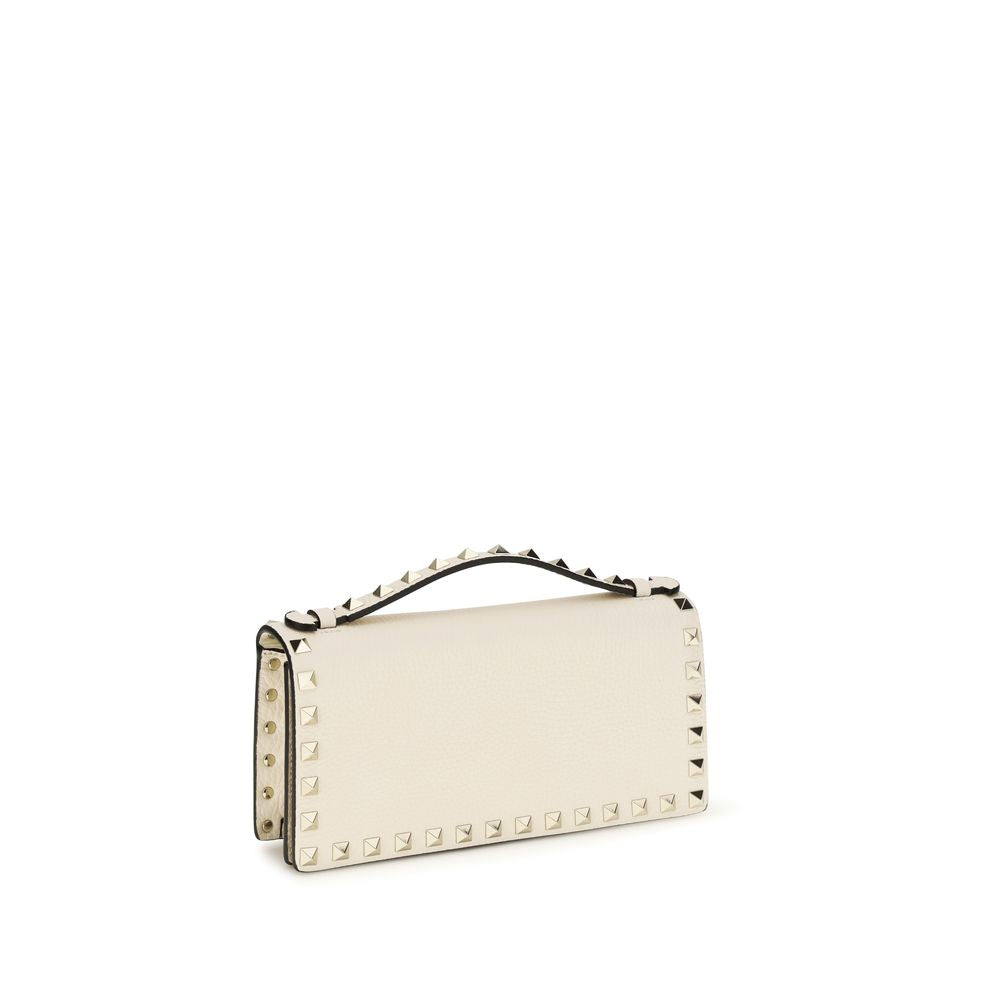 Cardholder Wallet by Valentino Garavani for women in bos taurus calf leather beige & signature features a sleek silhouette, showcasing the sleek Rockstud Bos Taurus Calf Leather Cardholder Wallet design with sophisticated card-organization chain for a premium look.