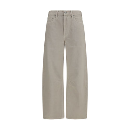 Jeans by Citizens of Humanity for women in denim cotton beige features a refined silhouette with a refined regular-fit, defined by a and a refined long for a refined finish.