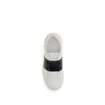 Sneakers by Valentino Garavani for men in bos taurus calf leather black & white features a chic design, perfectly showcasing the chic low-top style of this Men's Low Top Bos Taurus Calf Leather Sneakers.