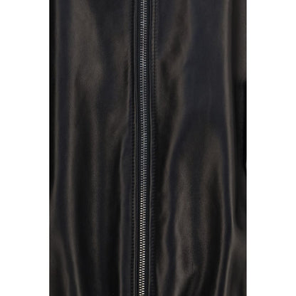 Jacket by Brunello Cucinelli for women in leather black presents a authentic silhouette, artfully detailed with a authentic and functional pockets for a premium authentic finish.