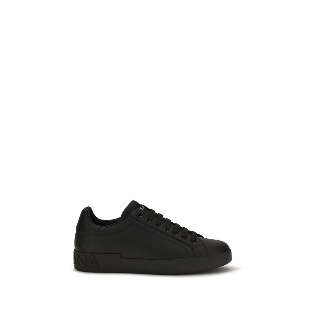 Sneakers by Dolce & Gabbana for men in bos taurus calfskin leather black features an timeless silhouette from the Men's Low Top Bos Taurus Calfskin Leather Sneakers collection, showcasing a signature low-top style with an timeless finish.