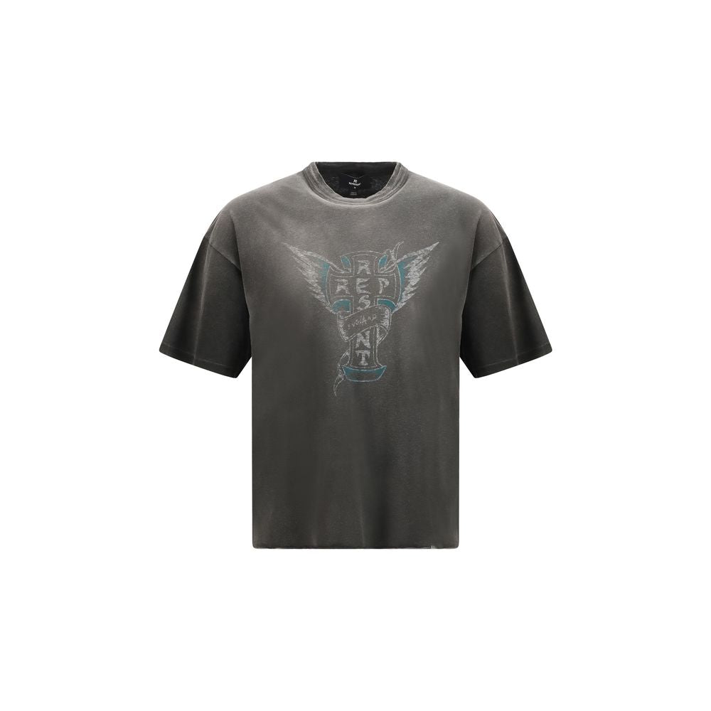 T-Shirt by Represent for men in cotton gray & print features an on trend silhouette, perfectly showcasing a on trend short-sleeve and round crew neckline for an elevated aesthetic.