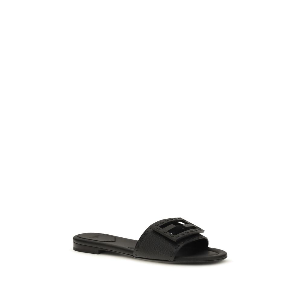 Flat Sandals by Fendi for women in bos taurus calfskin leather black & print features an architectural design from the Women's Bos Taurus Calfskin Leather Flat Sandals collection, defined by a architectural flat and round toe style for a architectural finish.