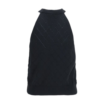 T-Shirt by Balmain for women in merino wool black & gold features an on trend silhouette, perfectly showcasing a on trend and high-neck neckline for an elevated aesthetic.