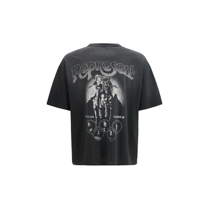 T-Shirt by Represent for men in cotton gray & print features an on trend silhouette, perfectly showcasing a on trend and for an elevated aesthetic.