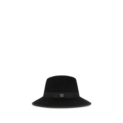 Fedora by Valentino Garavani for women in cotton velvet black & signature features a timeless silhouette, showcasing the timeless design of the Fedora Ribbon V Logo Cotton Velvet collection with a truly timeless finish.