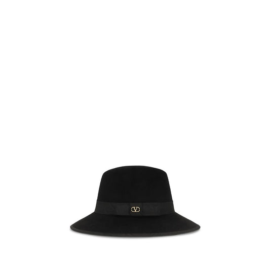 Fedora by Valentino Garavani for women in cotton velvet black & signature features a timeless silhouette, showcasing the timeless design of the Fedora Ribbon V Logo Cotton Velvet collection with a truly timeless finish.