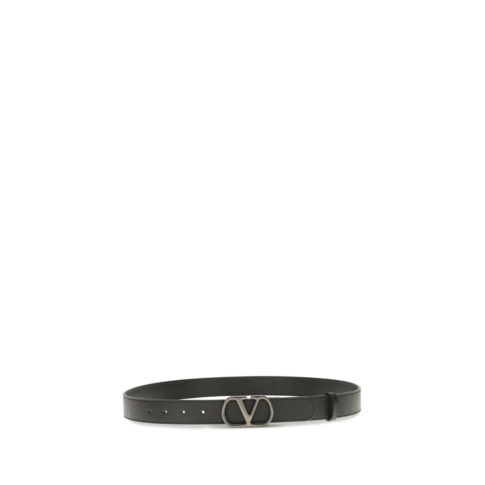 Belt by Valentino Garavani for men in bos taurus calfskin leather black & signature features a versatile silhouette, artfully showcasing the versatile design of the V Logo Bos Taurus Calfskin Leather Belt for a sophisticated, premium finish.