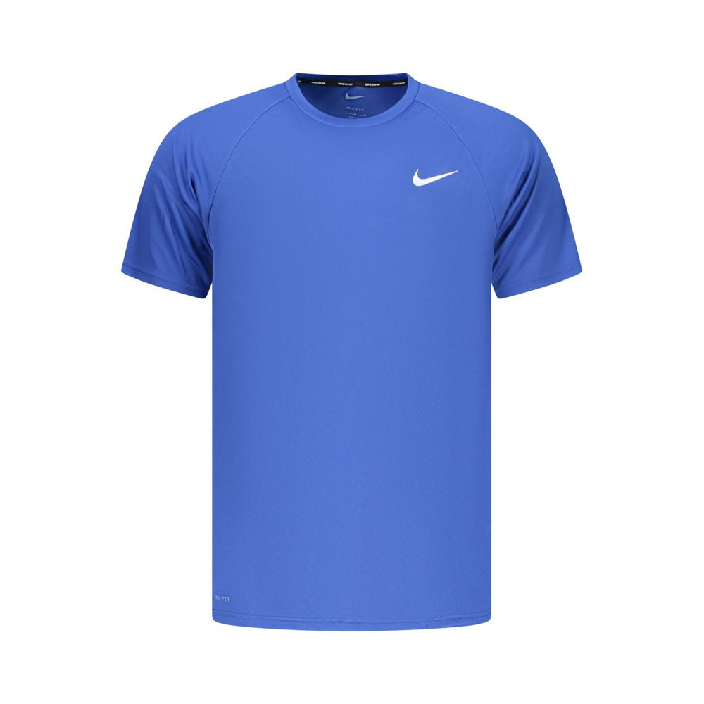T-Shirt by Nike for men in polyester blue, signature & print showcases a dramatic silhouette, elegantly detailed with a dramatic crew neckline and for a truly dramatic finish.