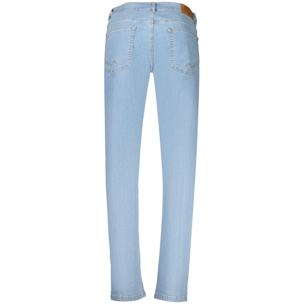 Jeans by Norway 1963 for men in denim cotton blue features an sophisticated and regular-fit with a precise long, creating a sophisticated and sophisticated silhouette.