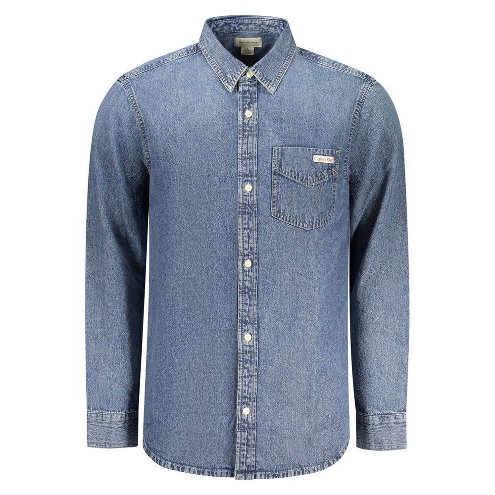 Shirt by Calvin Klein for men in denim cotton blue showcases a sleek silhouette, elegantly detailed with a sleek and long-sleeve for a sleek finish.