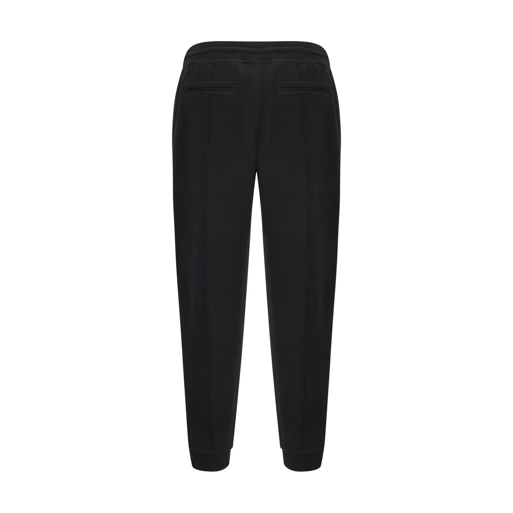 Jogger Sweatpants by Brunello Cucinelli for men in polyamide silk cotton & capra leather black features a contemporary silhouette with seamless, a contemporary relaxed-fit & regular-fit, long hem, and for a premium, high-performance aesthetic.