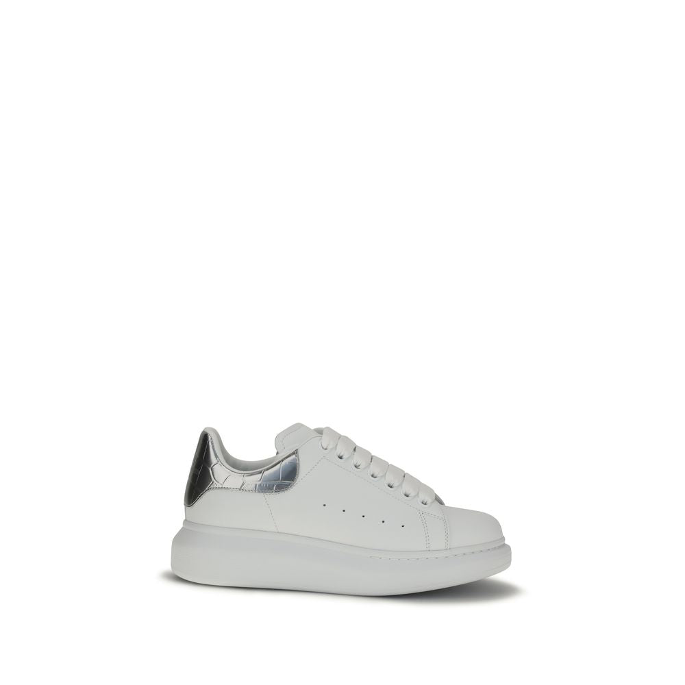 Sneakers by Alexander McQueen for women in bos taurus calf leather yellow presents a impeccable silhouette as Women's Low Top Bos Taurus Calf Leather Sneakers, expertly defined by a impeccable low-top style for a impeccable, high-fashion look.