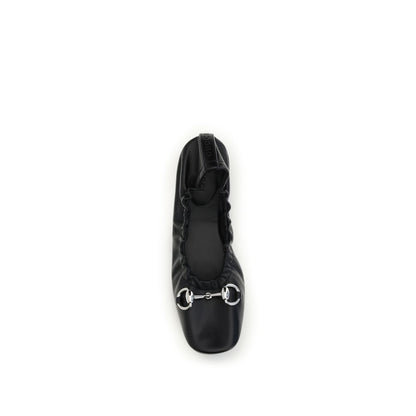 Ballet Flat Shoes by Gucci for women in bos taurus calf leather black & silver presents a impeccable silhouette as Gg Horsebit Women's Bos Taurus Calf Leather Ballet Flat Shoes, artfully designed with a and a impeccable square toe style for a refined, upscale finish.