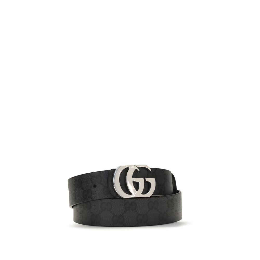 Belt by Gucci for men in bos taurus calf leather black & silver features a artisanal-chic design, artfully capturing the essence of the Gg Marmont Bos Taurus Calf Leather Belt with a artisanal-chic finish.