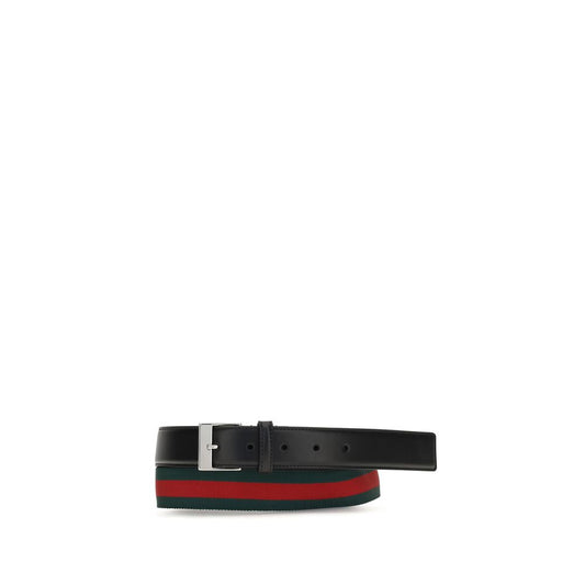 Belt by Gucci for men in bos taurus calf leather black, green & red features an artisanal finish, elegantly showcasing the signature style and artisanal craftsmanship of the Bos Taurus Calf Leather Belt design.
