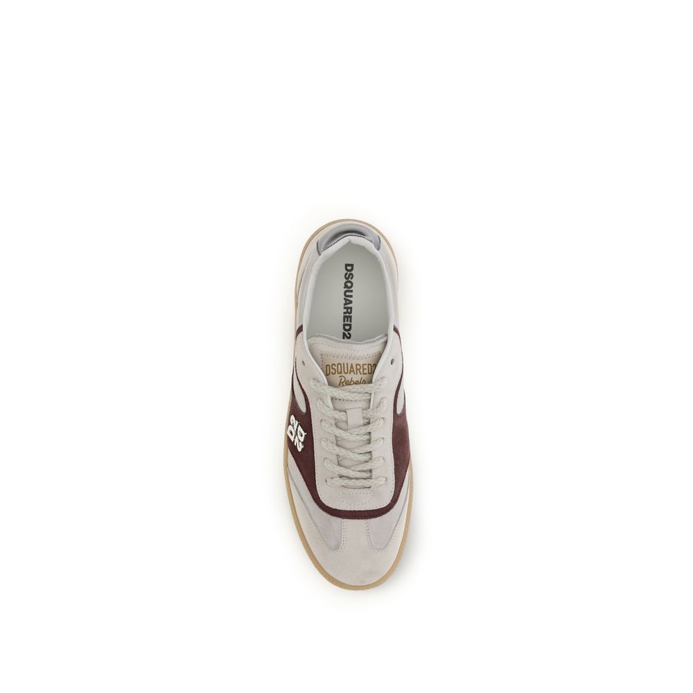 Sneakers by Dsquared² for men in bos taurus calf leather beige & silver presents a impeccable silhouette as Men's Low Top Bos Taurus Calf Leather Sneakers, expertly defined by a impeccable low-top style for a impeccable, high-fashion look.