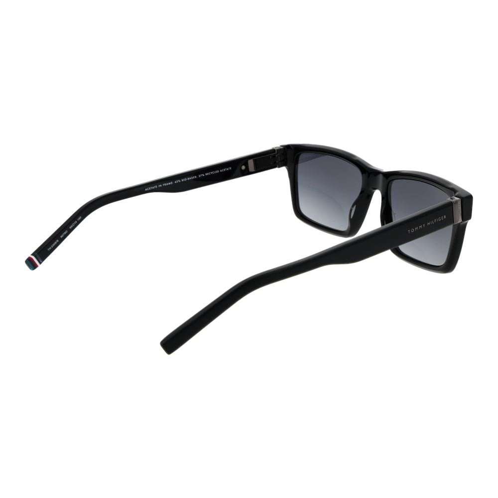 This Sunglasses by Tommy Hilfiger for men in black presents a sumptuous silhouette, showcasing a sumptuous rectangle full-rim frame design in black coloured frame and high-performance gradient category-3-dark-tint lens.