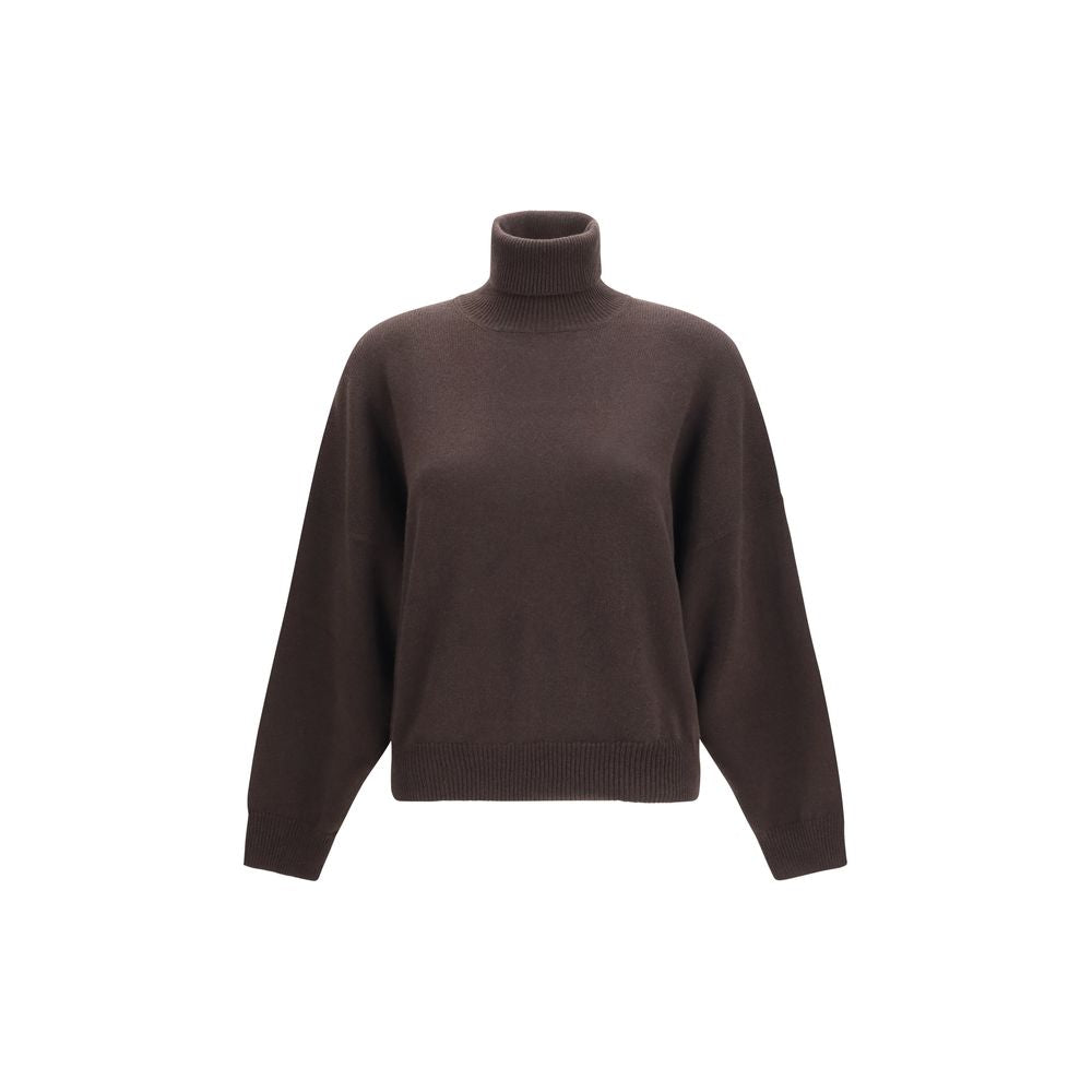 Sweater by Brunello Cucinelli for women in cashmere & capra leather brown showcases a sumptuous silhouette, artfully finished with a sumptuous turtle neckline and for a sophisticated, sumptuous look.