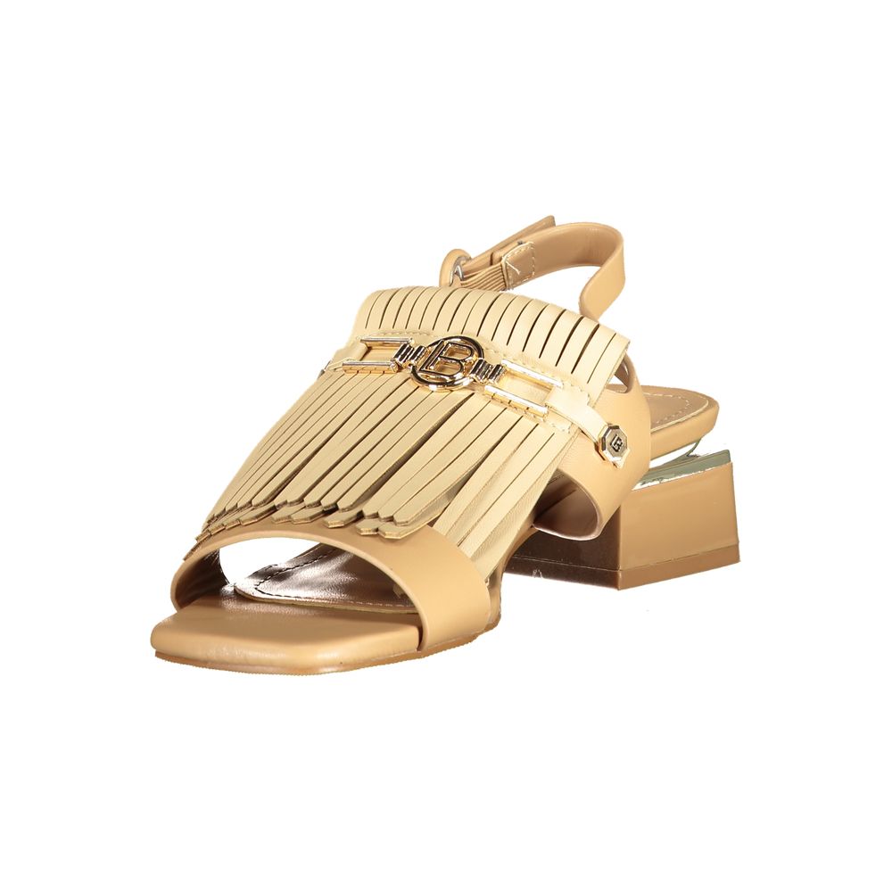 Low-Heel Ankle Strap Sandals by Laura Biagiotti for women in polyurethane and beige presents a sculptural silhouette, showcasing the signature style of the Women's Polyurethane Low-Heel Ankle Strap Sandals with a sculptural 3-cm-heel low-heel and sculptural .