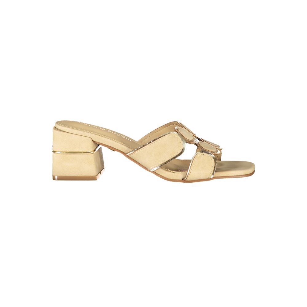 Mid-Heel Sandals by Laura Biagiotti for women in polyurethane beige features an architectural silhouette, showcasing the architectural Women's Polyurethane Mid-Heel Sandals with a 5-cm-heel mid-heel and .