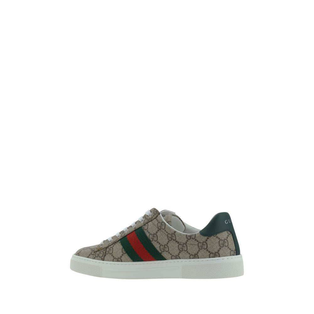 Sneakers by Gucci for women in polyester polyethylene polyurethane leather & cotton multicolor, jacquard & monogram features a chic design, perfectly showcasing the chic low-top style of this Gg Women's Low Top Polyester Polyethylene Polyurethane Leather & Cotton Sneakers.