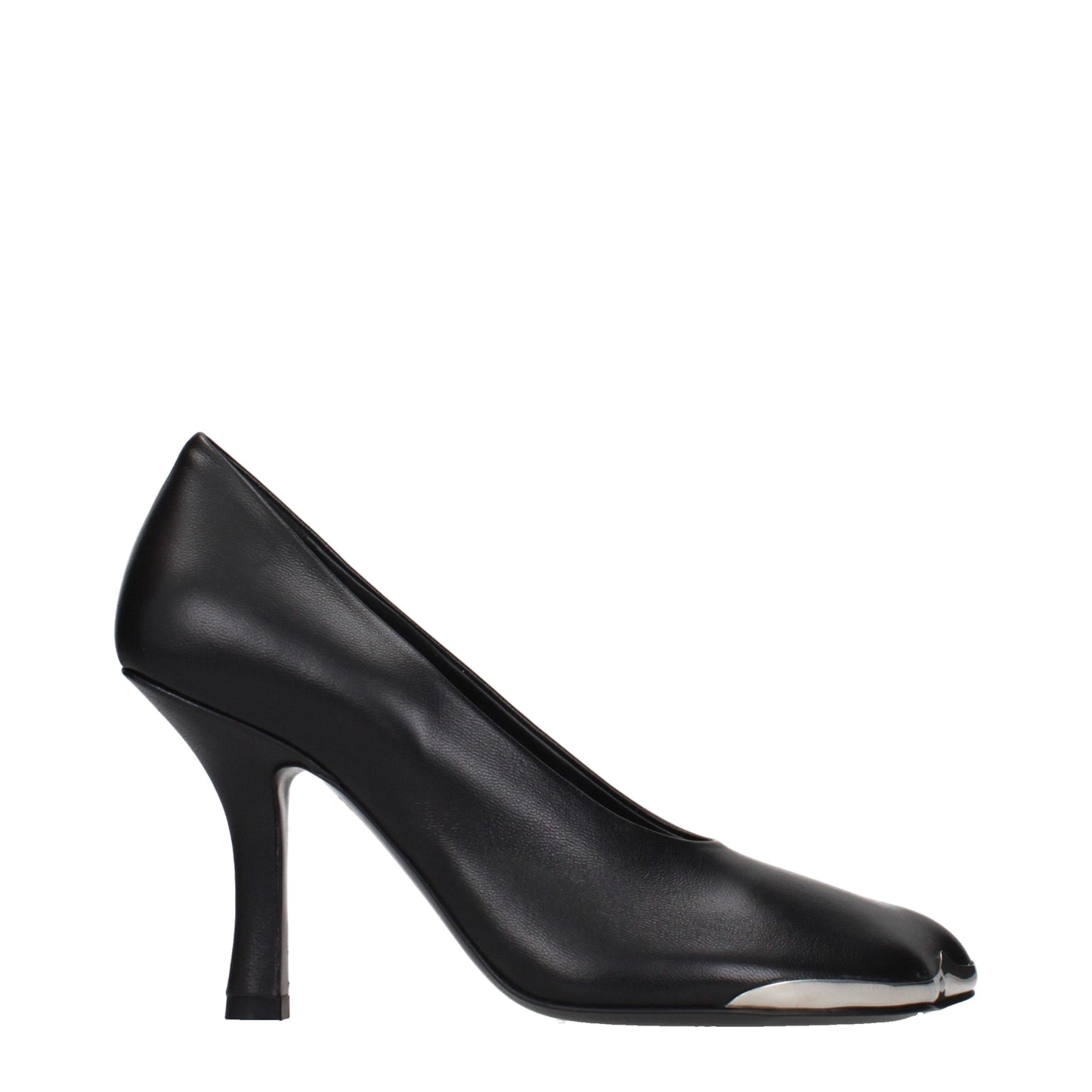 High-Heel Pumps Heels by Burberry for women in leather black features an effortlessly chic silhouette from the Women's Leather High-Heel Pumps Heels collection, showcasing a high-heel and effortlessly chic for a effortlessly chic look.