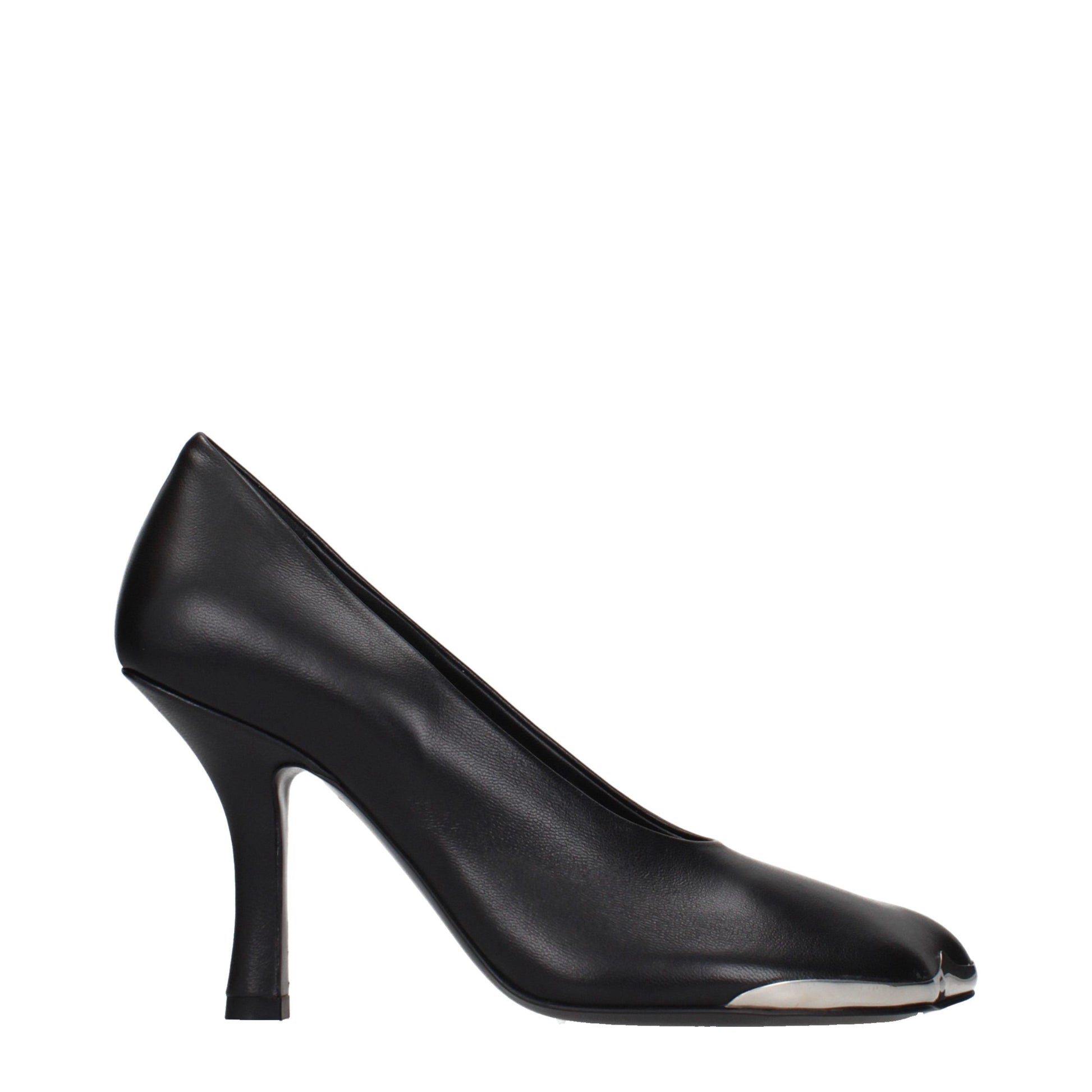 High-Heel Pumps Heels by Burberry for women in leather black features an effortlessly chic silhouette from the Women's Leather High-Heel Pumps Heels collection, showcasing a high-heel and effortlessly chic for a effortlessly chic look.
