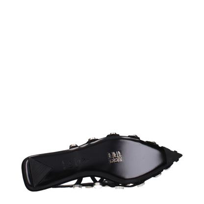Ballet Flat Shoes by The Attico for women in suede leather black presents a impeccable silhouette as Women's Suede Leather Ballet Flat Shoes, artfully designed with a and a impeccable for a refined, upscale finish.