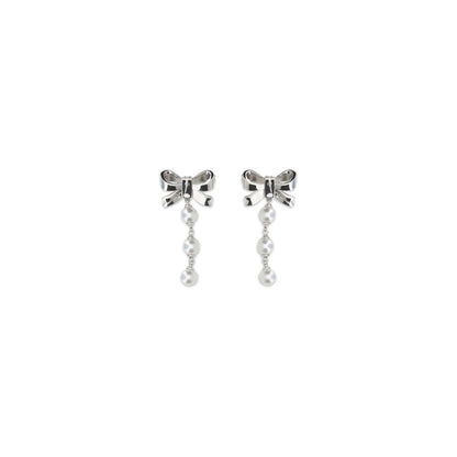 Self-Portrait Women's Drop Stud Silver Brass Pearls & Crystal Earrings - Pearl Silver