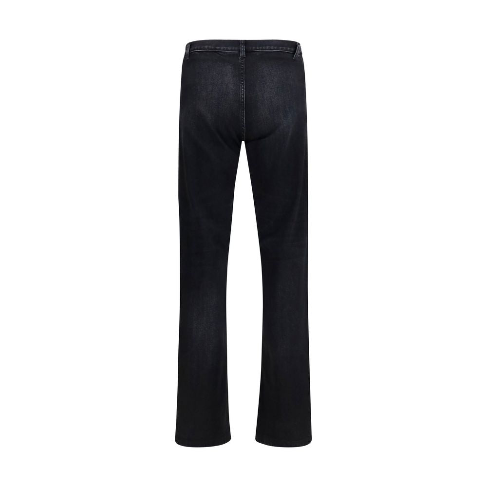 Jeans by Gucci for men in cotton denim black features a refined silhouette with a refined flared, regular-fit & slim, defined by a low rise and a refined long for a refined finish.