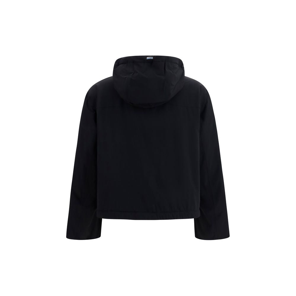 Hooded Puffer Jacket by Herno for women in stretch polyamide polyester black features a city-ready silhouette, detailed with lightweight, pockets, hooded, insulated & windproof and a city-ready hooded neckline.