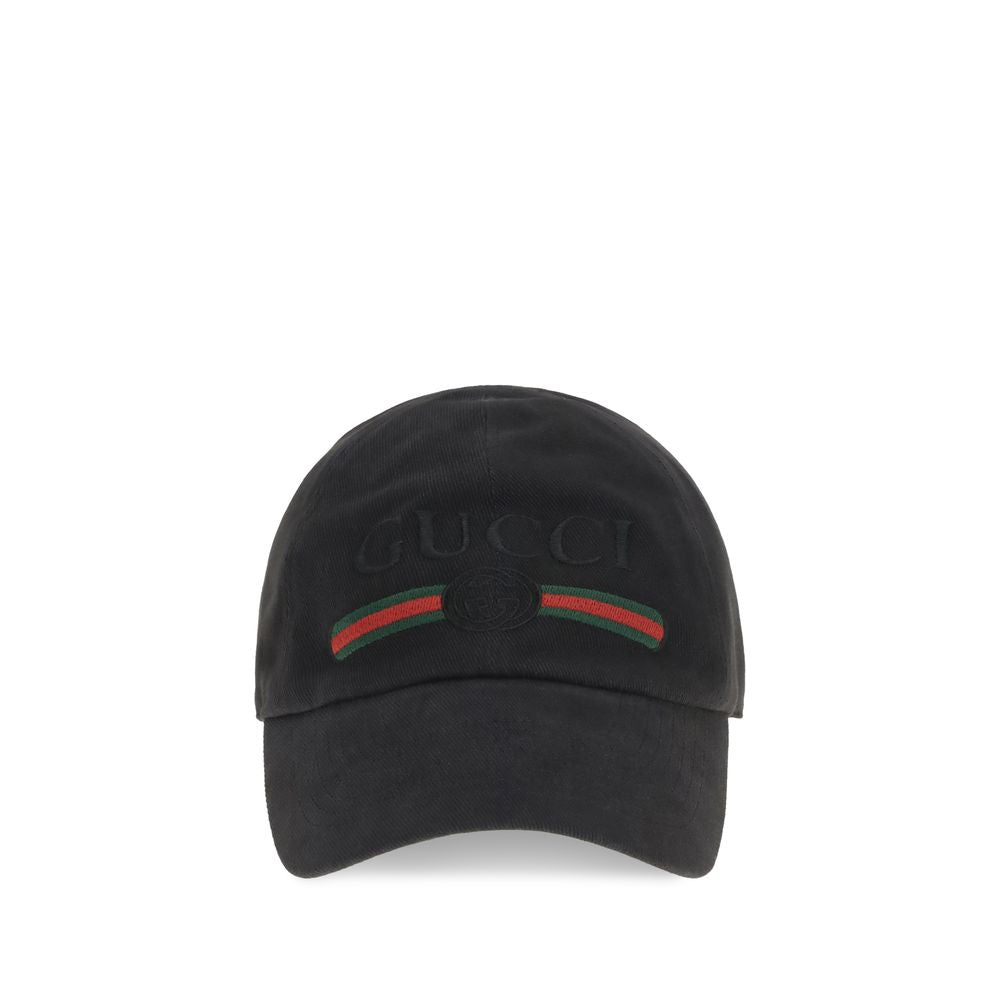 Baseball Cap by Gucci for men in cotton black & signature presents a distinguished silhouette from the Gg Cotton Baseball Cap collection, showcasing a distinguished finish with refined distinguished details.