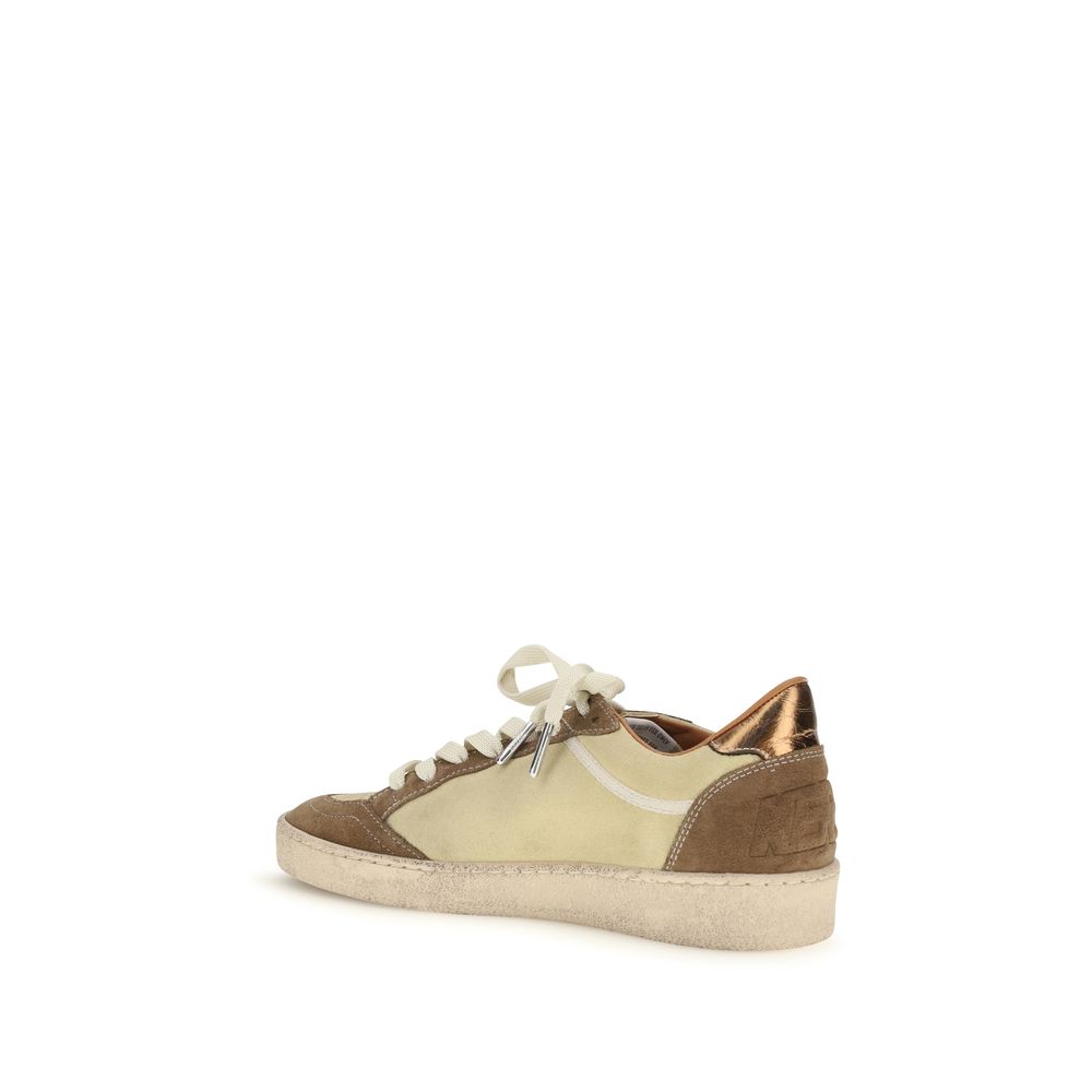 Sneakers by Golden Goose for women in bos taurus calf suede leather multicolor & monogram features an timeless silhouette from the Star Women's Fashion Bos Taurus Calf Suede Leather Sneakers collection, showcasing a signature fashion style with an timeless finish.