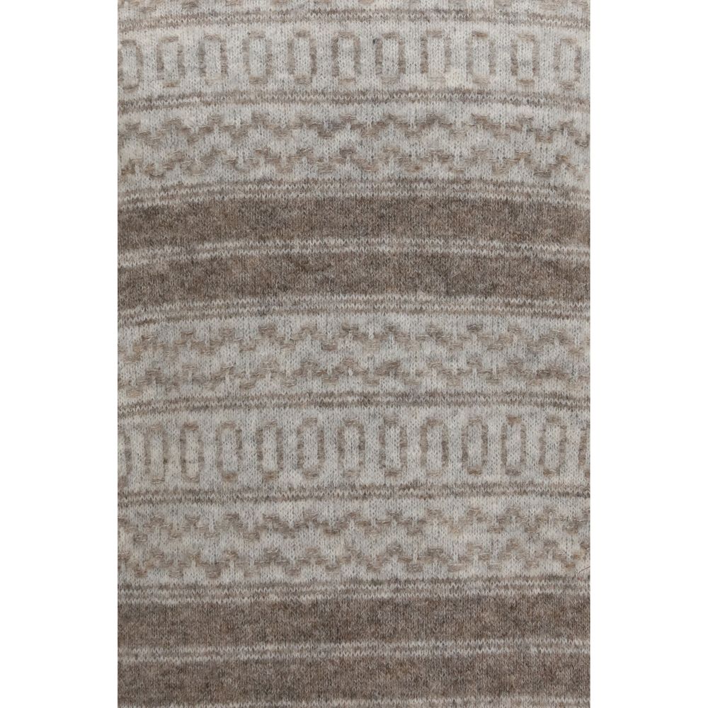 This Sweater by Brunello Cucinelli for men in polyamide capra leather merino & alpaca wool gray presents a understated silhouette, featuring a sophisticated and for a understated finish.