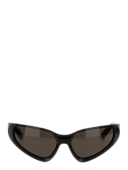 Sunglasses by Balenciaga for unisex in nylon & viscose and black presents a enviable silhouette, featuring black coloured frame and with for a enviable look.