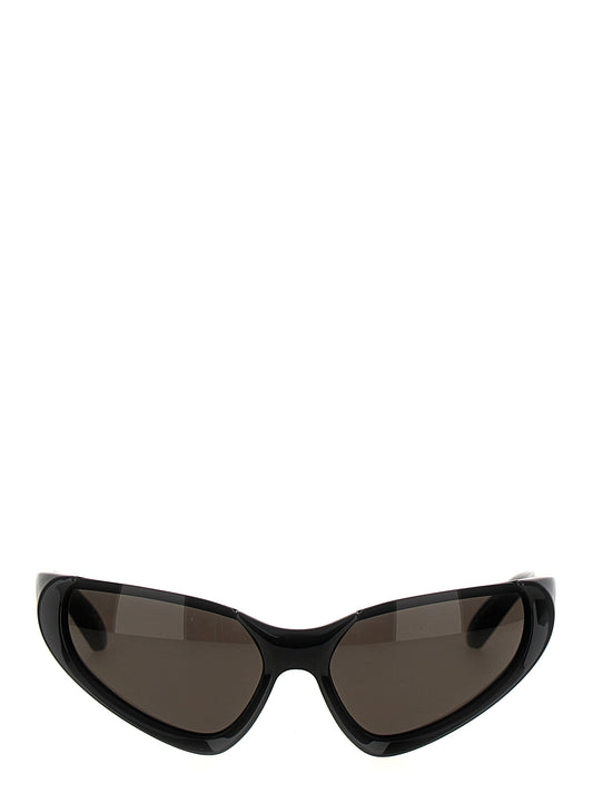 Sunglasses by Balenciaga for unisex in nylon & viscose and black presents a enviable silhouette, featuring black coloured frame and with for a enviable look.