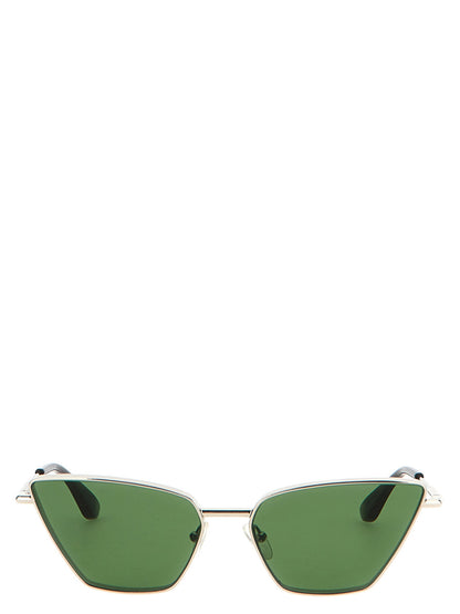 This Sunglasses by Alexander McQueen for women in silk twill multicolor presents a sumptuous silhouette, showcasing a sumptuous cat-eye frame design in multicolor coloured frame and high-performance .