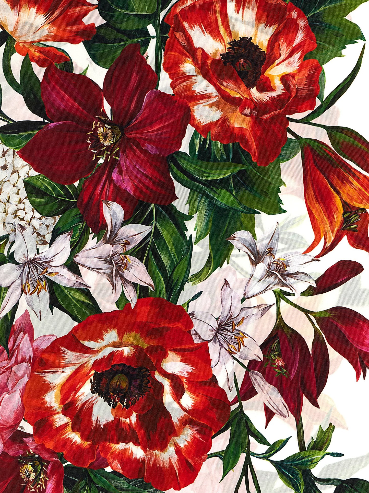 Scarf by Dolce & Gabbana for women in silk twill multicolor, floral & print presents a cosy silhouette, artfully capturing the sophisticated design and premium aesthetic of the Silk Twill Foulard Scarf.