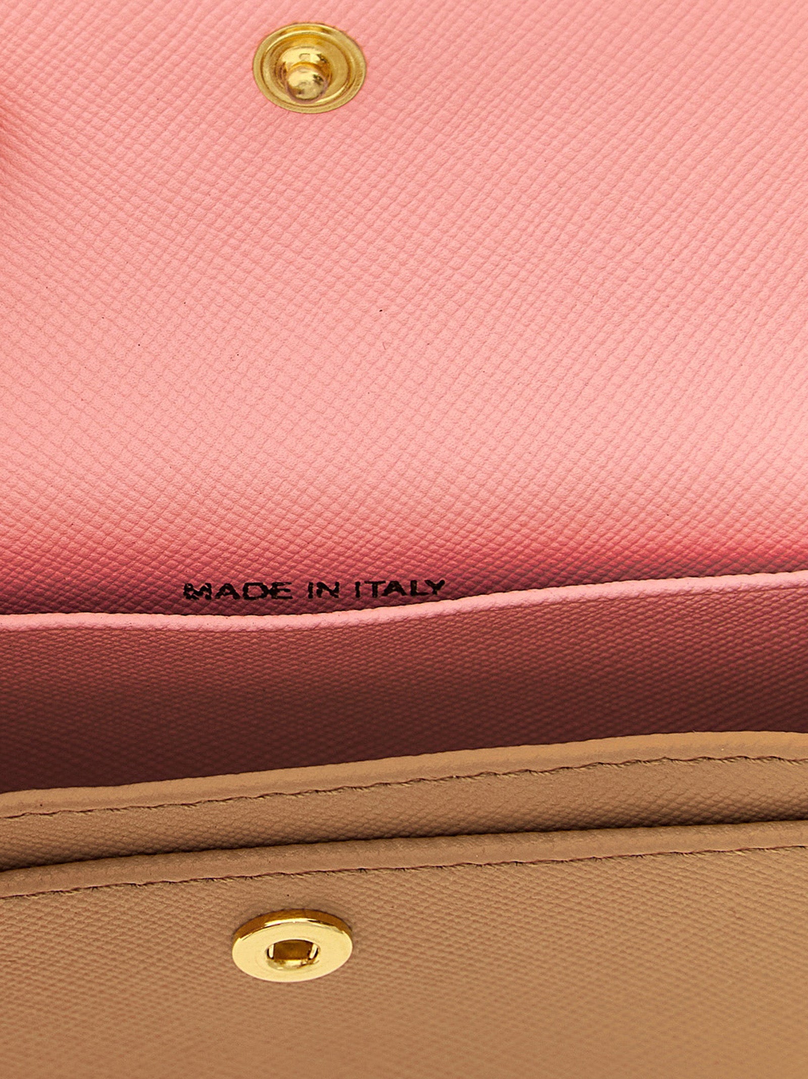 Cardholder Card Case by Marni for women in calfskin leather multicolor features an refined silhouette from the Calfskin Leather Cardholder Card Case collection, highlighting refined card-organization for a premium and sophisticated look.