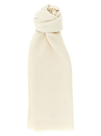 Scarf by Max Mara for women in wool & silk beige, patterned, paisley & jacquard features a timeless silhouette, artfully capturing the essence of the timeless Wool & Silk Stole Wrap Fringes Scarf design for a sophisticated look.