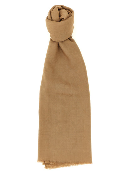 Scarf by Max Mara for women in wool & silk brown, patterned, paisley & jacquard showcases a on trend silhouette, artfully capturing the on trend essence of the Wool & Silk Stole Wrap Fringes Scarf design with a sophisticated finish.