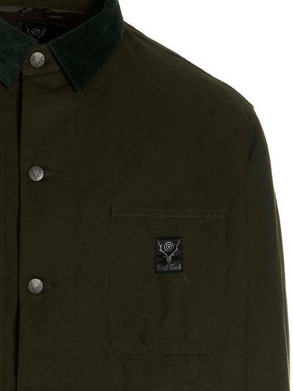 Overcoat by SOUTH2 WEST8 for men in cotton corduroy bicolour & green features a contemporary silhouette showcasing a contemporary and refined pockets for a sophisticated finish.