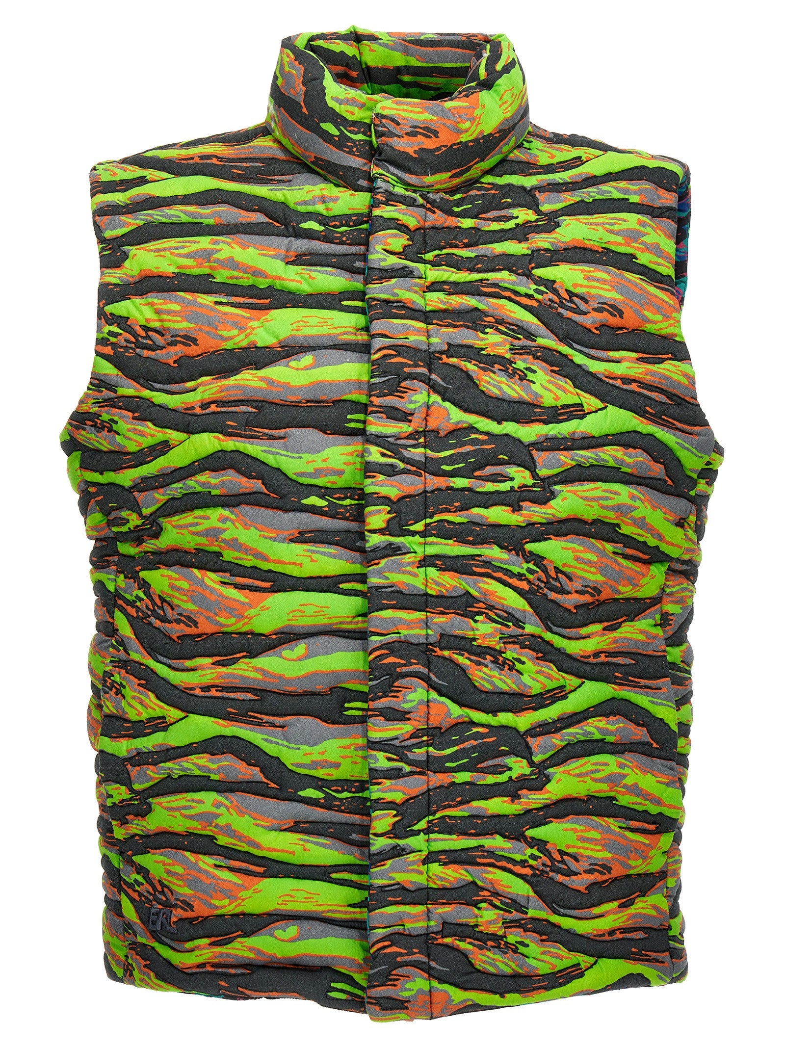 Vest by ERL for men in cotton multicolor, patterned & camouflage showcases a utilitarian silhouette, artfully incorporating pockets & insulated and a utilitarian high-collar neckline for a truly utilitarian finish.