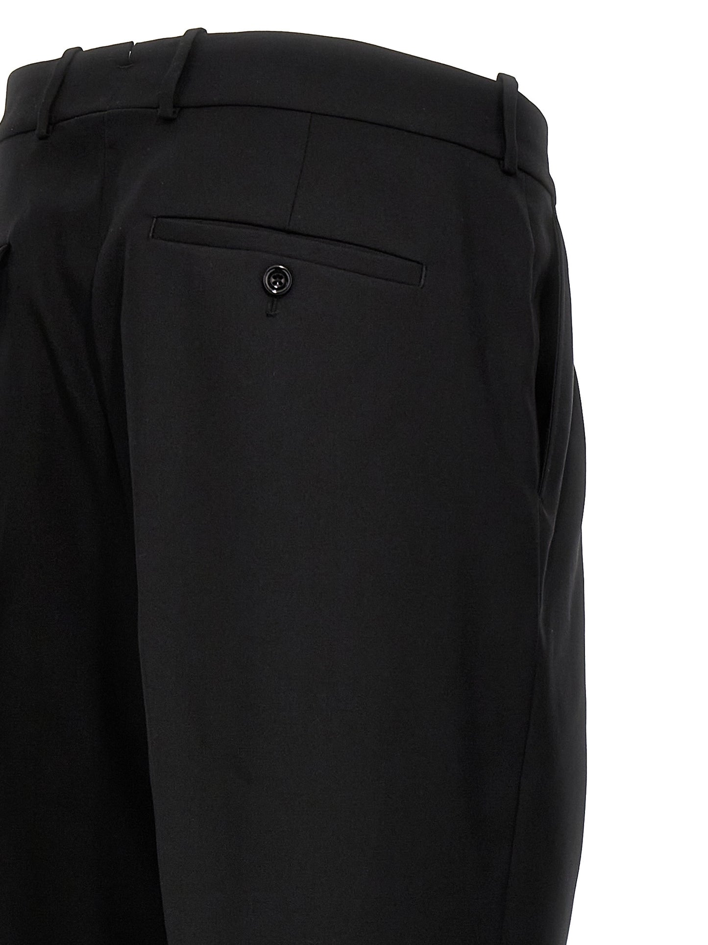 Trousers by Alexander McQueen for men in wool black features an sartorial silhouette, showcasing a precise and long with a sartorial for a refined look.