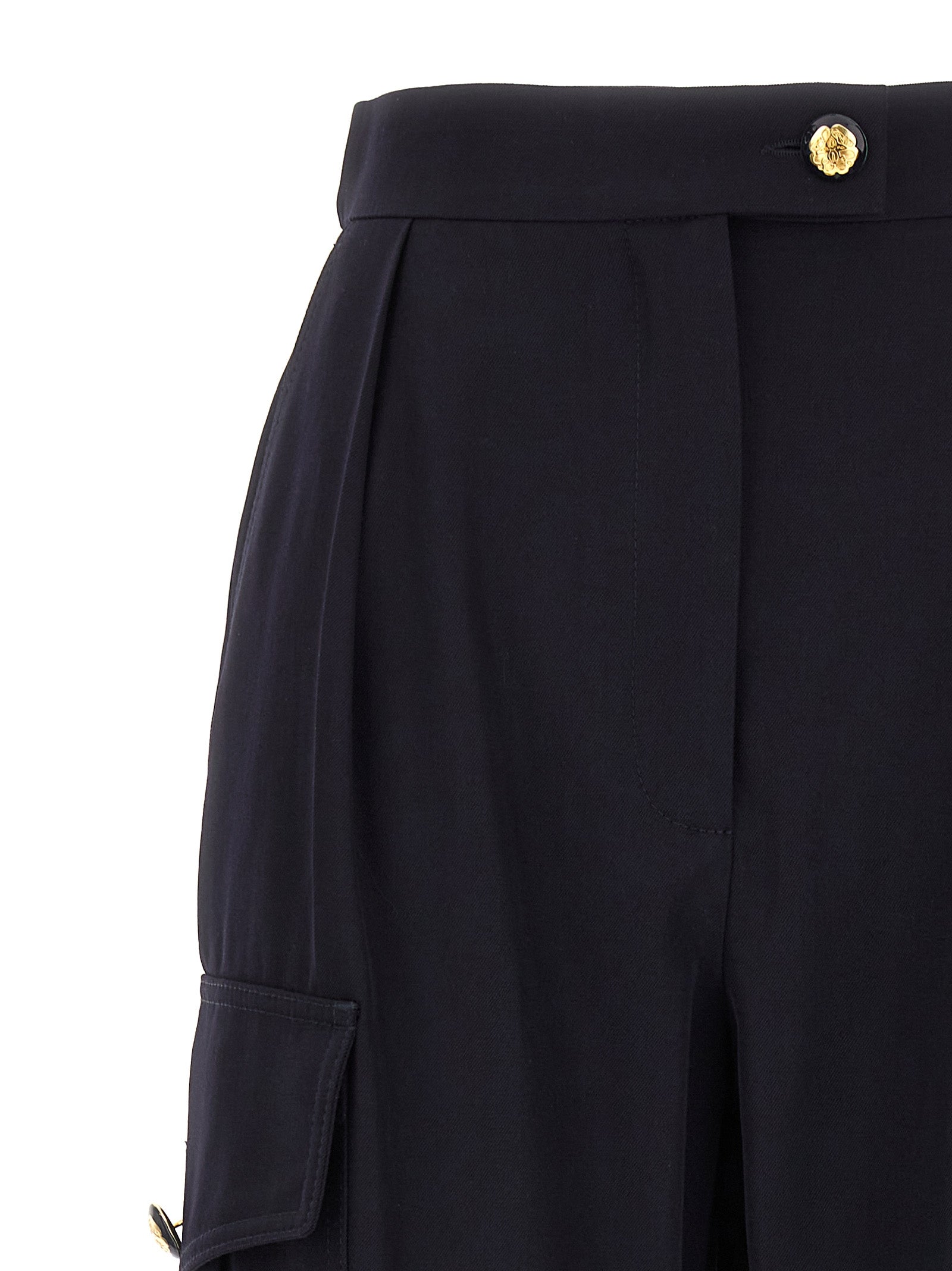 Cargo Pants by Alexander McQueen for women in wool cotton blue presents a on trend silhouette, artfully finished with a on trend , long, and for a sophisticated look.
