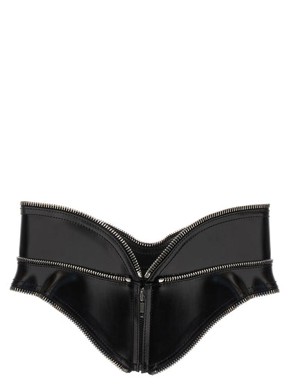 Belt by Alexander McQueen for women in leather black features a versatile silhouette, artfully showcasing the versatile design of the Leather Belt for a sophisticated, premium finish.
