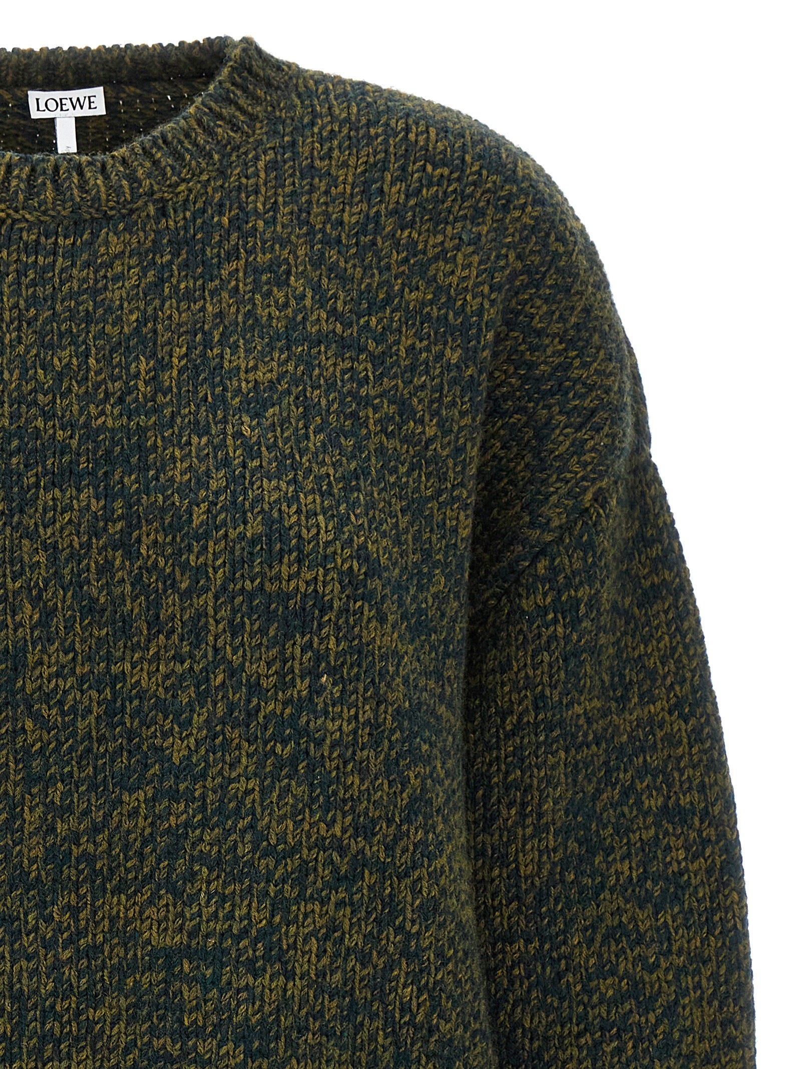 Cardigan by Loewe for women in polyester & wool bicolour & green features an crisp silhouette, showcasing a sophisticated and detail for a truly crisp finish.