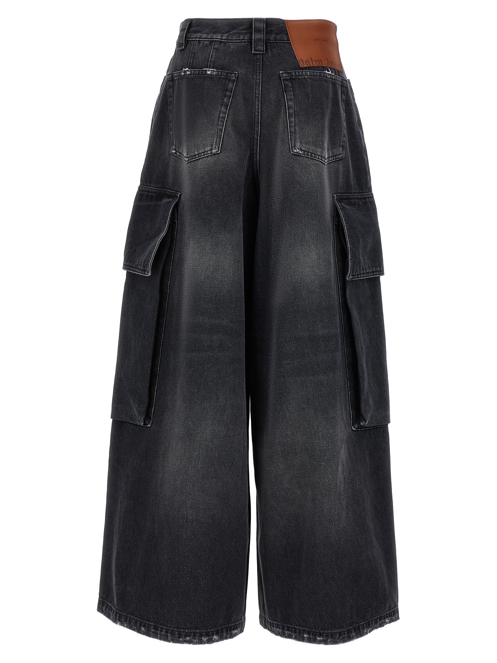 Denim Shorts by Palm Angels for women in denim cotton gray features an effortlessly on trend silhouette, showcasing a effortlessly on trend wide & oversized and short cut with a comfortable for a refined look.