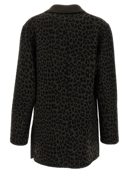 Blazer by P.A.R.O.S.H. for women in wool bicolour, animal, green, patterned & print features an stylish silhouette, showcasing a sophisticated and stylish for a truly stylish finish.